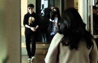 吃瓜娱乐女朋友,揭秘吃瓜娱乐背后的甜蜜爱情故事